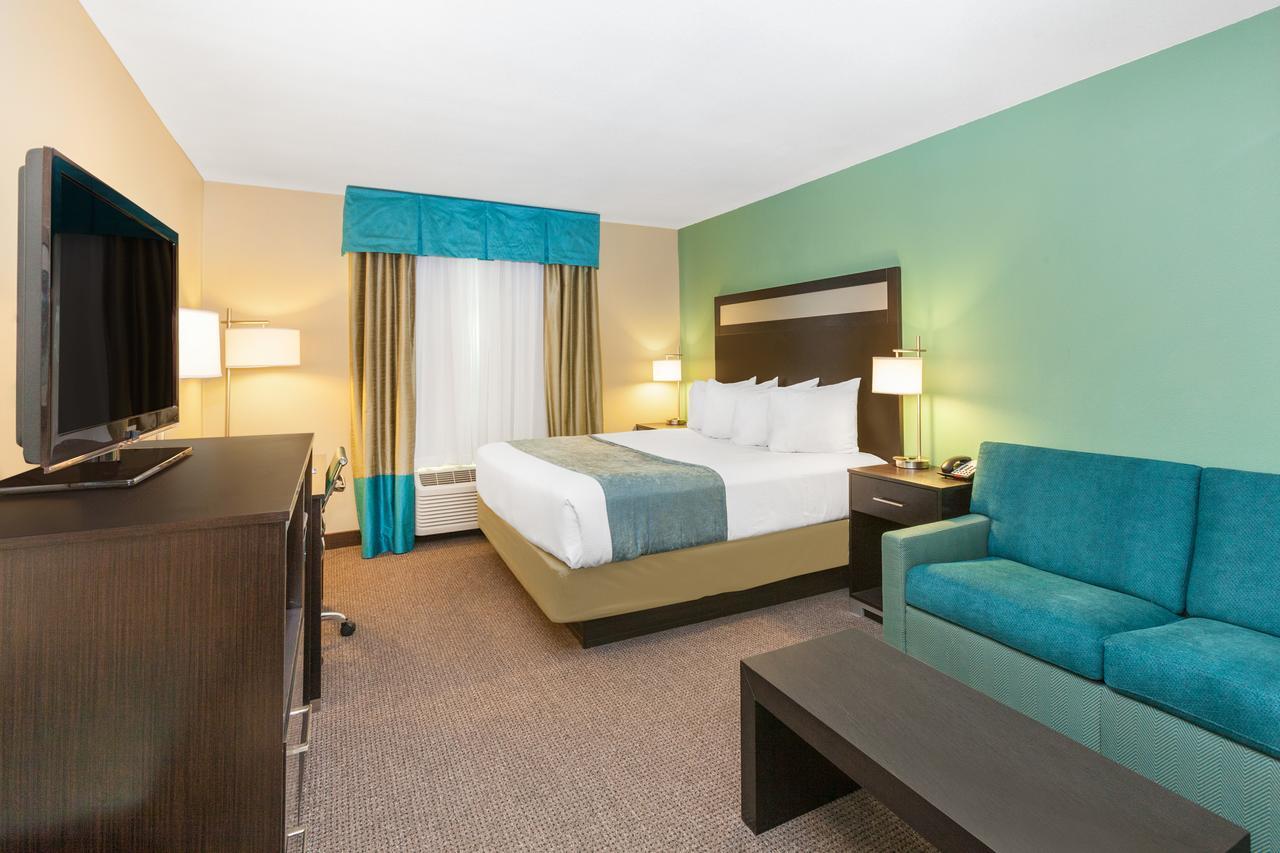 Hotel Baymont By Wyndham Midland Center Esterno foto